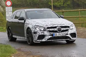 Mercedes E63 AMG Station Wagon - foto spia (maggio 2016)