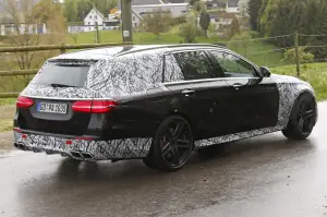Mercedes E63 AMG Station Wagon - foto spia (maggio 2016)