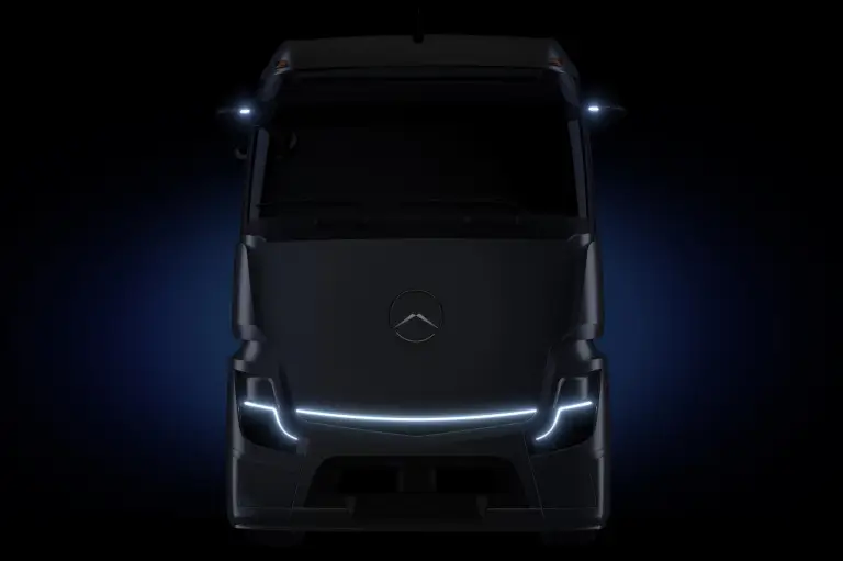 Mercedes eActros LongHaul concept - Teaser - 3