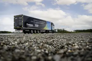 Mercedes eActros LongHaul prototipo - Foto