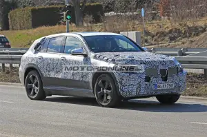 Mercedes EQ C foto spia 22-3-2018 - 4