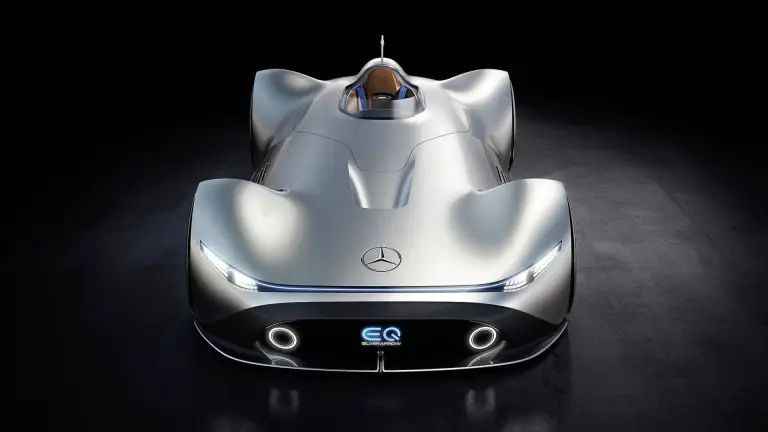 Mercedes EQ Silver Arrow Concept - 4