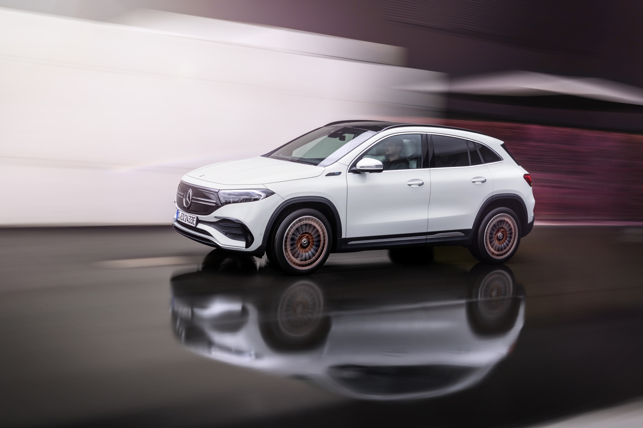 Mercedes EQA - Foto Ufficiali
