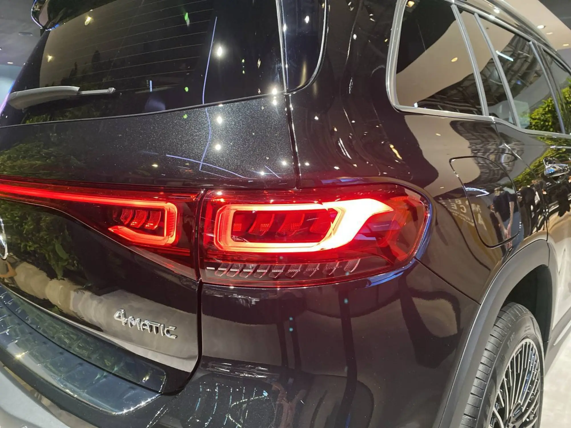 Mercedes EQB - Salone di Monaco 2021 - 3