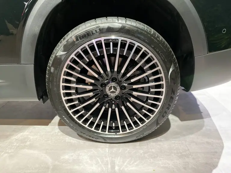 Mercedes EQB - Salone di Monaco 2021 - 2