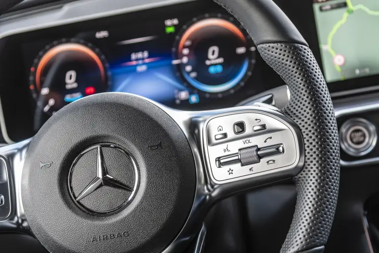 Mercedes EQC 2019 - Prova in Oslo - 3