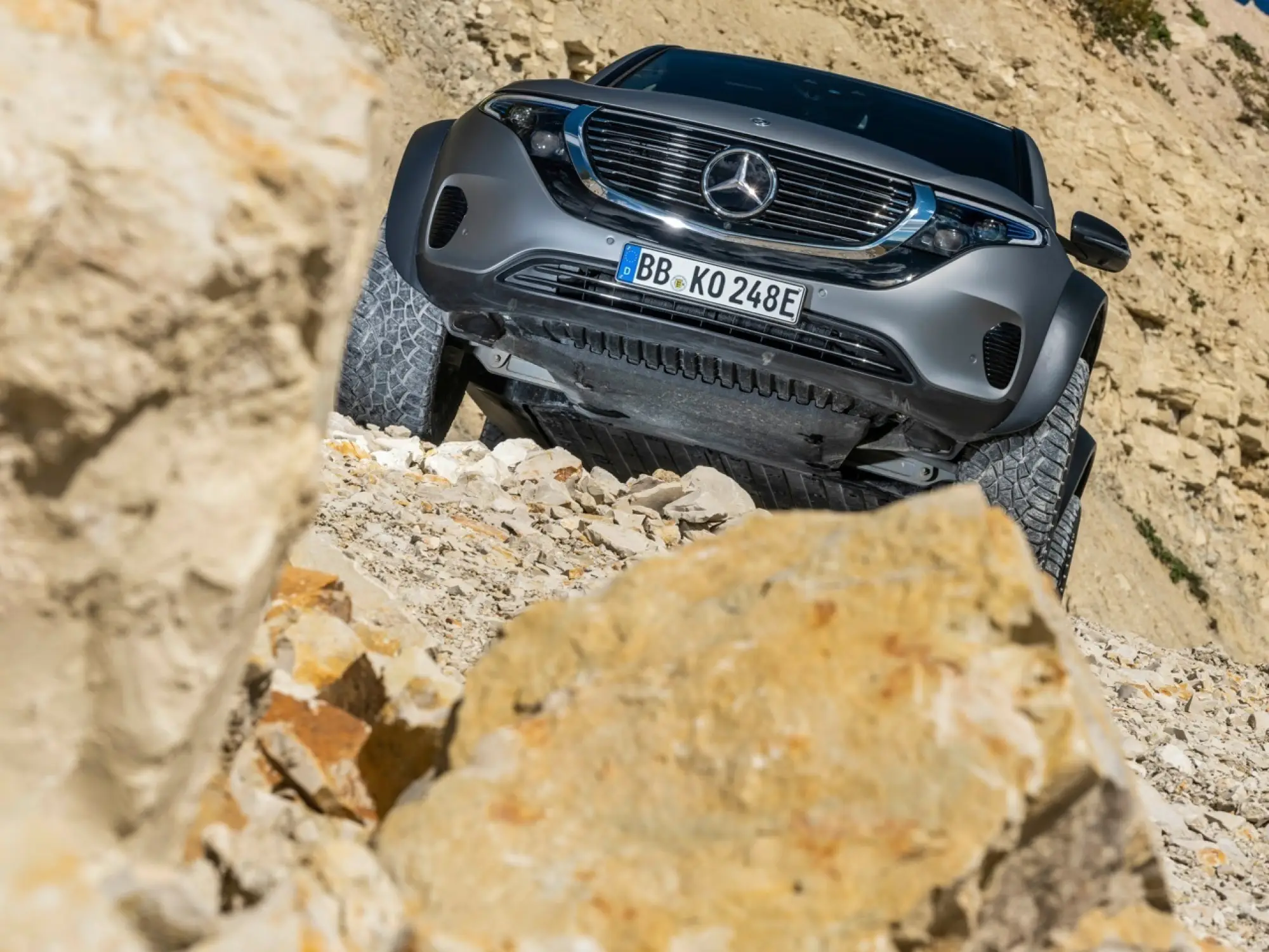 Mercedes EQC 4x4 - Foto ufficiali - 12