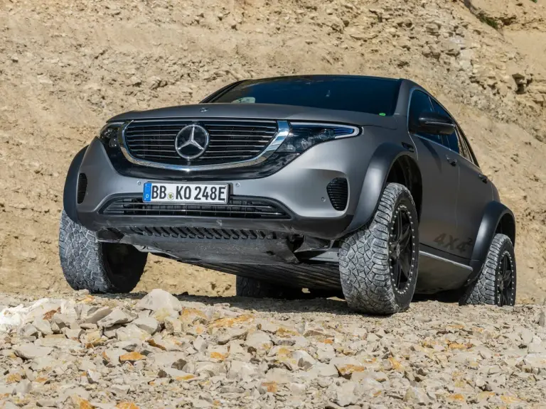 Mercedes EQC 4x4 - Foto ufficiali - 13