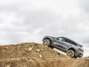 Mercedes EQC 4x4 - Foto ufficiali