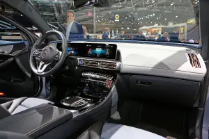 Mercedes EQC - Salone di Parigi 2018