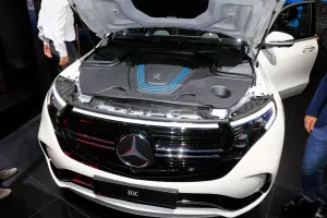 Mercedes EQC - Salone di Parigi 2018