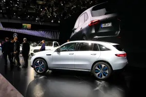 Mercedes EQC - Salone di Parigi 2018