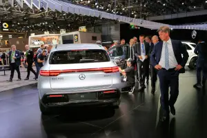 Mercedes EQC - Salone di Parigi 2018