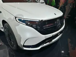 Mercedes EQC - 4