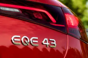 Mercedes EQE 2022 - Foto ufficiali - 8