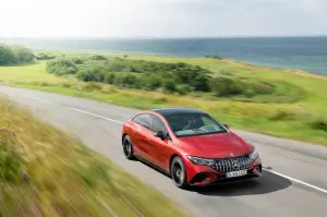 Mercedes EQE 2022 - Foto ufficiali - 11