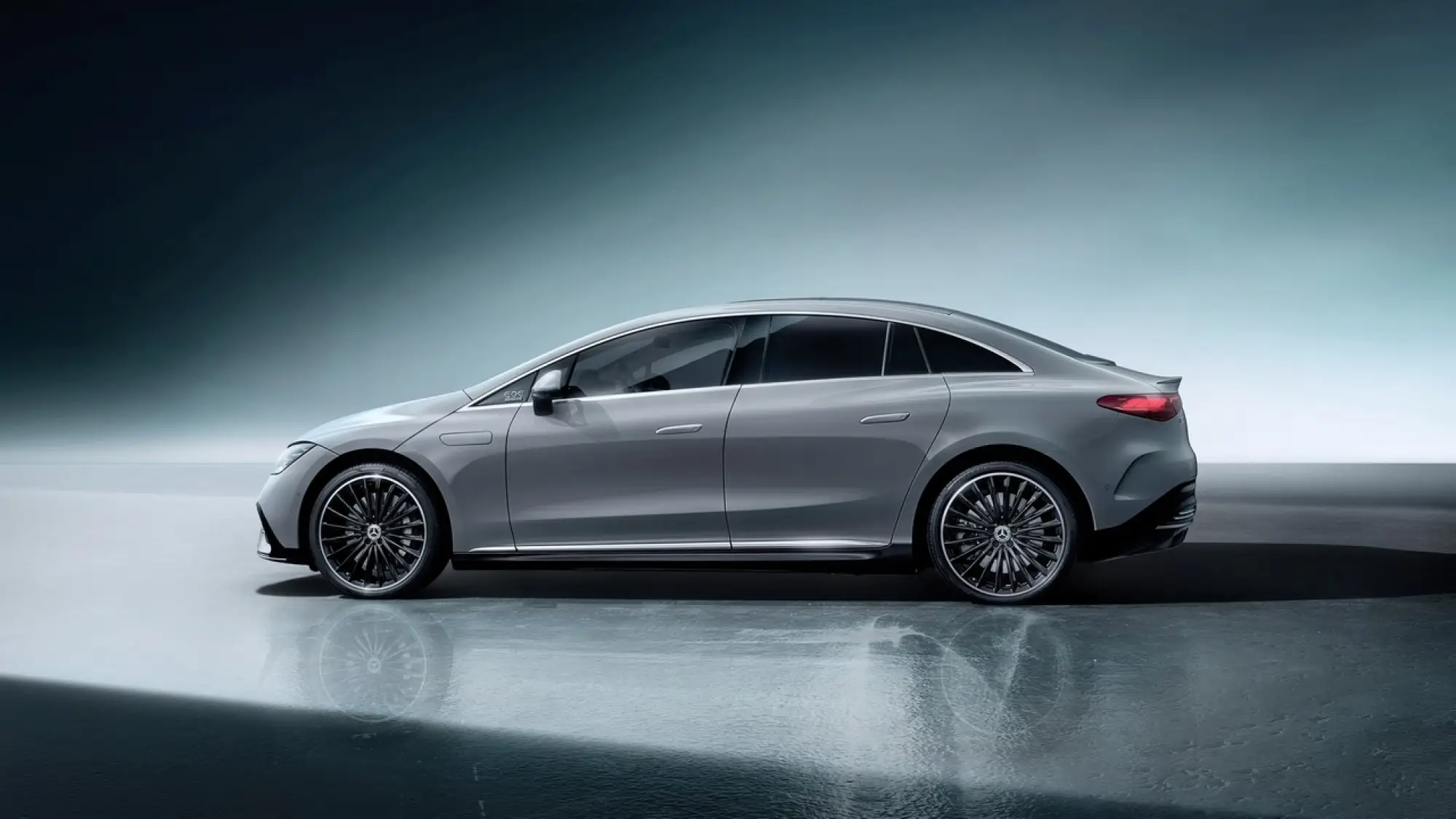 Mercedes EQE - Foto ufficiali - 34