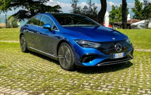 Mercedes EQE - Primo contatto