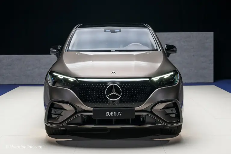 Mercedes EQE SUV - Foto ufficiali - 9