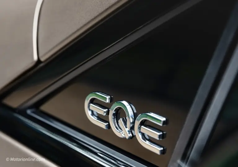 Mercedes EQE SUV - Foto ufficiali - 17