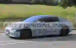 Mercedes EQS - prima gallery di foto spia 