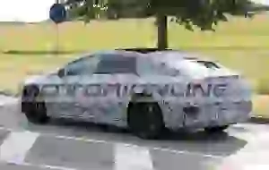 Mercedes EQS - prima gallery di foto spia 