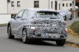 Mercedes EQS SUV - Foto spia 27-10-2020