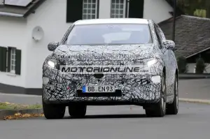 Mercedes EQS SUV - Foto spia 27-10-2020