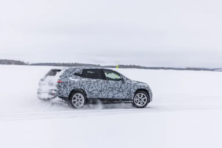Mercedes EQS SUV - Foto ufficiali - 52