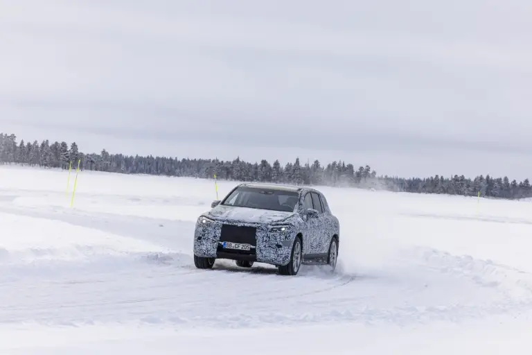 Mercedes EQS SUV - Foto ufficiali - 83