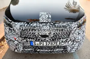 Mercedes EQV facelift - Foto spia 20-7-2022
