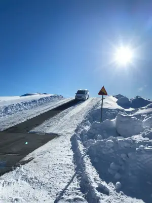 Mercedes EQV winter test