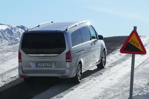 Mercedes EQV winter test