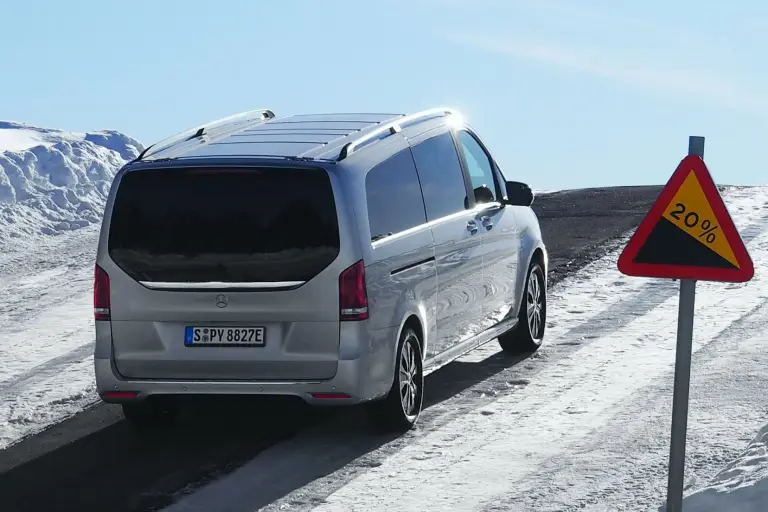Mercedes EQV winter test - 10
