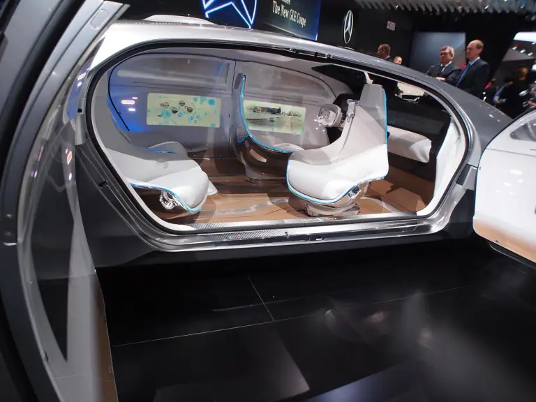 Mercedes F 015 Luxury in Motion Concept - Salone di Detroit 2015 - 10