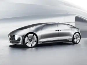 Mercedes F 015 Luxury in Motion Concept