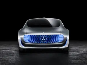 Mercedes F 015 Luxury in Motion Concept