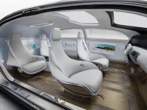 Mercedes F 015 Luxury in Motion Concept