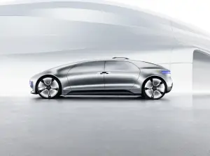 Mercedes F 015 Luxury in Motion Concept - 11