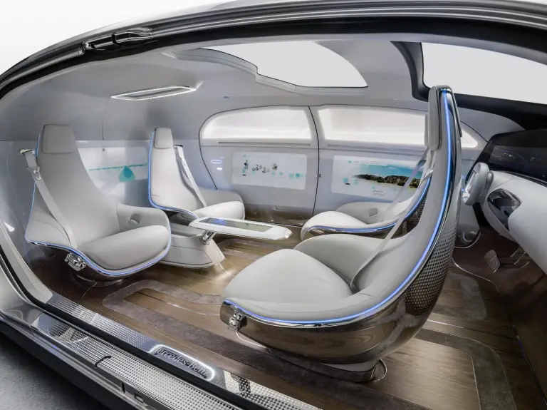 Mercedes F 015 Luxury in Motion Concept - 25