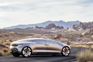 Mercedes F 015 Luxury in Motion Concept