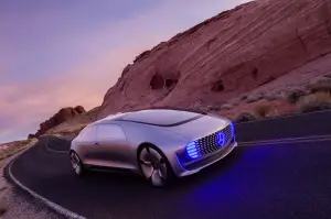 Mercedes F 015 Luxury in Motion Concept