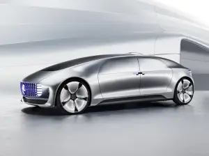 Mercedes F 015 Luxury in Motion Concept