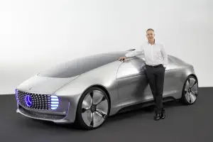 Mercedes F 015 Luxury in Motion Concept