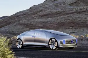 Mercedes F 015 Luxury in Motion Concept