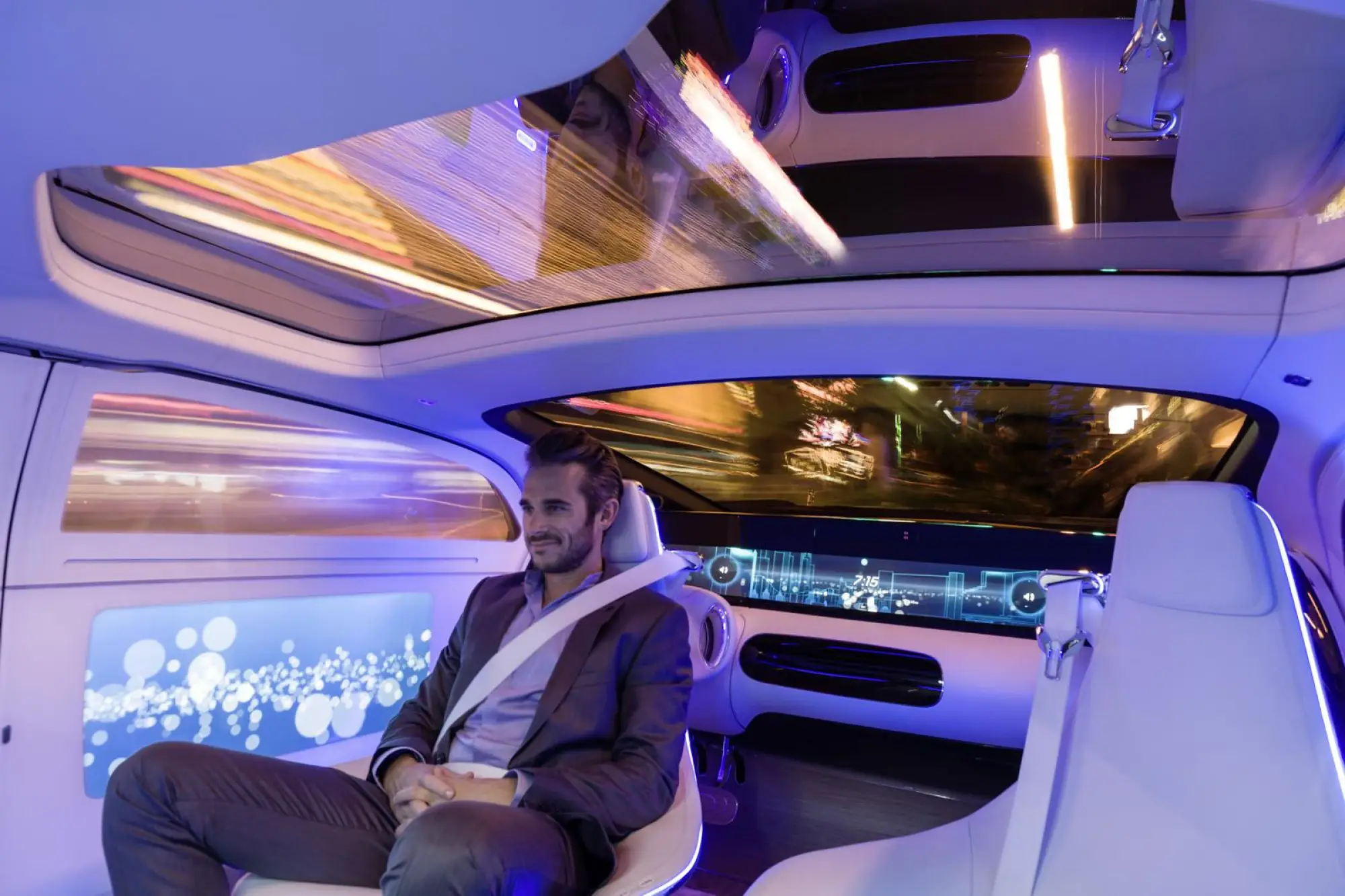 Mercedes F 015 Luxury in Motion Concept - 54