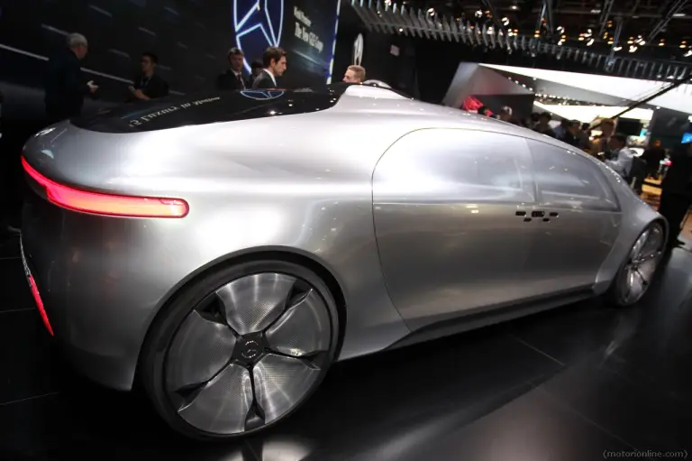 Mercedes F015 - Salone di Detroit 2015 - 5