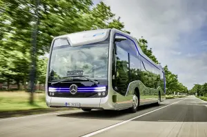 Mercedes Future Bus - 11
