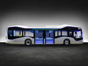 Mercedes Future Bus - 28