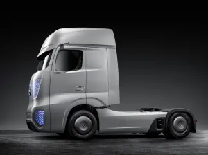 Mercedes Future Truck 2025 - 17